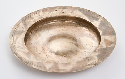 Lot 227 - Large silver armada dish
