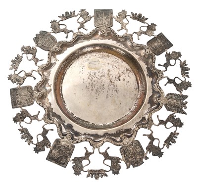Lot 273 - South American 925 silver pierced dish