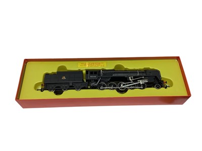 Lot 1881 - Hornby OO Gauge 2-10-0 BR Black early emblem Class 9 Tender Locomotive 92166, boxed R550, 4-6-2 BR Green Class A$ Pacific Mallard Tender Locomotive 60022, boxed R309, 0-4-0T LY Saddle Tank Engine...