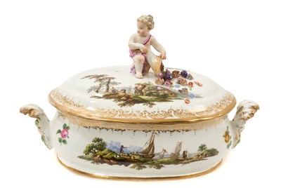 Lot 3 - Meissen tureen and cover