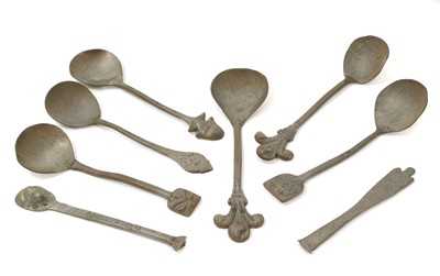 Lot 721 - Group of eight 16th-18th century pewter spoons, various touchmarks (two missing bowls)