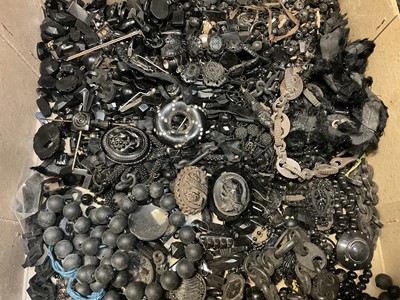 Lot 197 - Large quantity of antique jet and similar jewellery, for spares or restoration