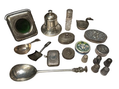 Lot 201 - Group of small silver and white metal items