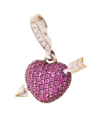 Lot 432 - Theo Fennell 18ct diamond and pink sapphire heart pendant, boxed