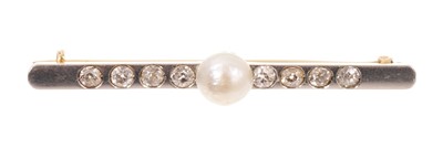 Lot 478 - Antique pearl and diamond bar brooch with a central pearl measuring approximately 6.8mm (not tested for natural origin) flanked by eight old cut diamonds in platinum and gold setting