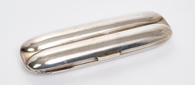 Lot 208 - Early 20th century dual cigar case