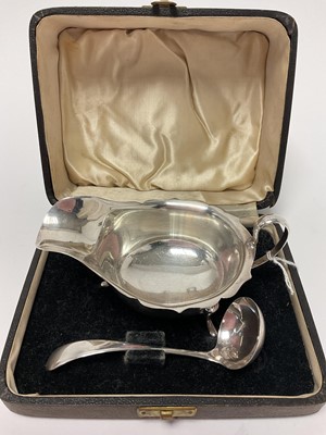 Lot 212 - Cased sauce boat and spoon
