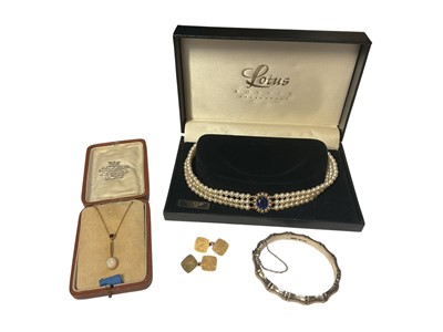 Lot 112 - Edwardian 15ct gold opal and garnet pendant drop necklace, pair of 9ct gold cufflinks, 1960s silver bamboo design bangle and a simulated pearl choker necklace in box