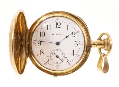 Lot 556 - Late 19th century Waltham 18ct gold pocket fob watch