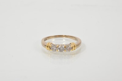Lot 474 - Diamond three stone ring with three brilliant cut diamonds estimated to weigh approximately 0.50cts in total, in 18ct gold setting