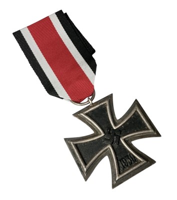 Lot 722 - Second World War Nazi German Iron Cross (Second Class).