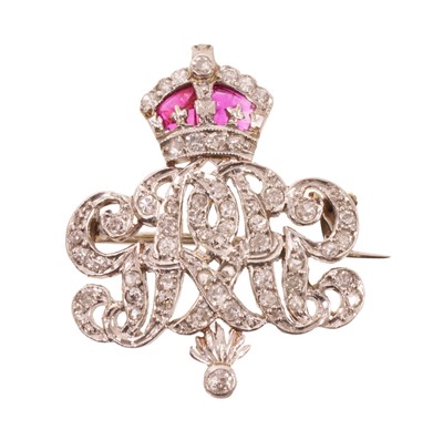 Lot 8 - Fine 1950s Grenadier Guards regimental diamond and ruby brooch