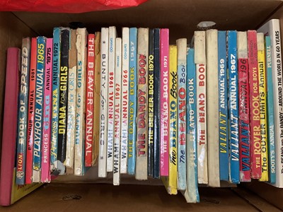 Lot 1381 - Large collection of annuals, Beano, Dandy, others. (6 boxes)