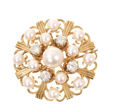 Lot 448 - Victorian style diamond and cultured pearl brooch in 9ct gold setting