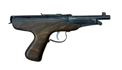 Lot 1020 - Vintage Diana Mark IV .177 calibre air pistol.