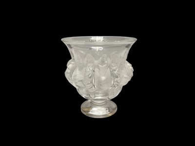Lot 2355 - Lalique Dampierre vase decorated with birds, 12.5cm high, boxed