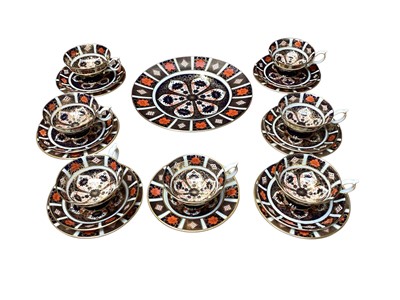Lot 2209 - Royal Crown Derby Imari teaset and a matching plate