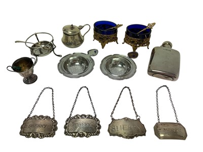 Lot 309 - Selection of miscellaneous silver