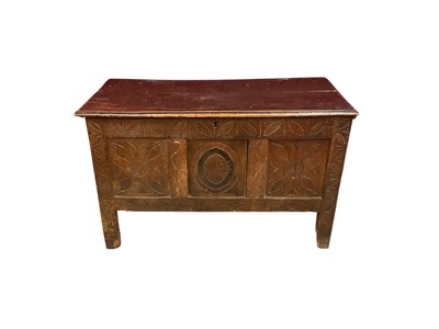 Lot 1517 - Late 17th century oak coffer