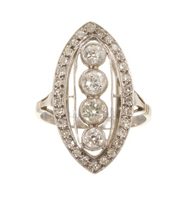 Lot 631 - Edwardian diamond cocktail ring