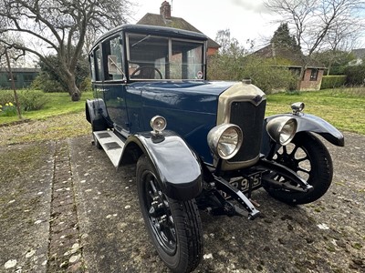 Lot 211 - 1925 Riley 11.9 side valve formal six light 'Chatsworth' saloon, reg. no. RP 925