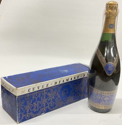 Lot 18 - Heidsieck & Co. Monopole Cuvee Diamant Bleu Champagne 1962, in original card box