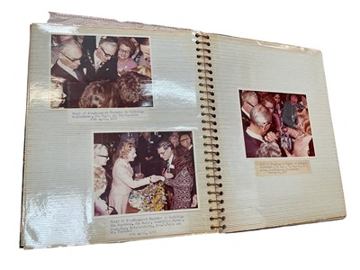 Lot 1149 - Margaret Thatcher related items, including a signed photo, a typed and hand signed letter from Thatcher to the Mayor of Redbridge relating to a parcel bomb she had been sent (together with his o...