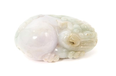 Lot 881 - Chinese jade carving of a foo dog