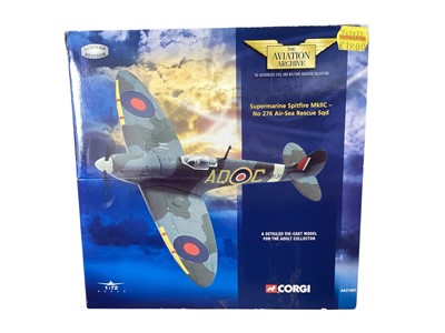 Lot 1705 - Corgi The Aviation Archive 1:72 scale diecast WWII aircraft including Supermarine Spitfire MkIIC, certificate 2933/4100, boxed AA31901, Hawker Hurricane MkII, certificate 2214/3900, boxed AA3200...
