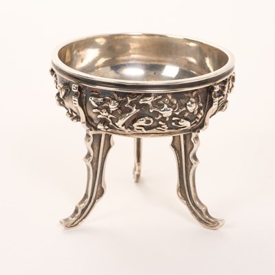 Lot 405 - George III silver salt of circular form (London 1824) Paul Storr