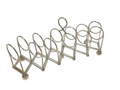 Lot 402 - Silver plate expandable toast rack