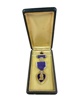 Lot 769 - American Purple Heart medal in 'coffin box'
