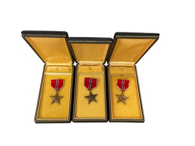 Lot 789 - Three American Bronze Star medals in 'coffin boxes', (3).
