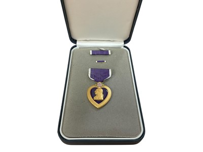 Lot 799 - American Purple Heart medal in box.