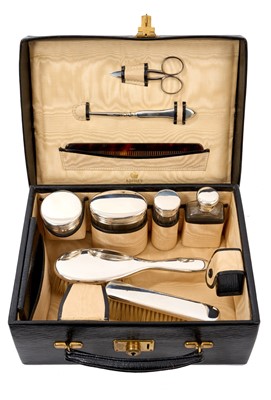 Lot 972 - Early 20th century Asprey travelling case