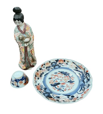 Lot 5011 - 19th century Japanese porcelain figure of a geisha girl together with an 18th century plate and tea bowl