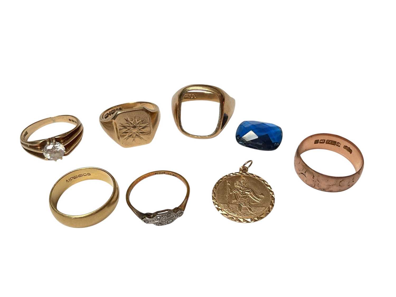 Lot 91 - 18ct gold wedding ring, 18ct gold diamond set ring, 9ct gold single synthetic white stone ring, two 9ct gold signet rings, 9ct gold wedding ring and a 9ct gold St. Christopher pendant (7)