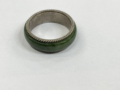 Lot 92 - Three wristwatches and costume jewellery