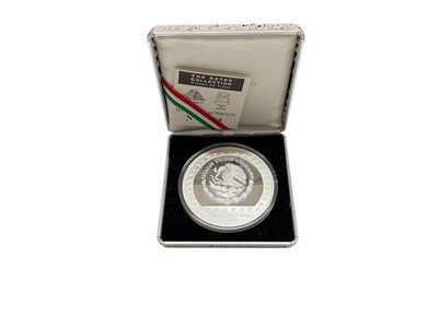 Lot 446 - World - Mixed coins to include Mexico 'Aztec Collection'