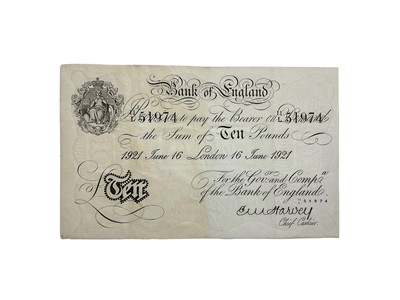 Lot 425 - G.B. - Bank of England Harvey white Ten Pound banknote prefix 11 over L, London 16 June 1921 (N.B. Some light staining & fold marks) otherwise GF-AVF (1 banknote)