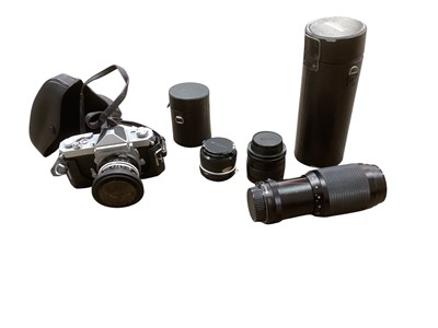 Lot 2994 - Nikon Nikkormat camera and accessories