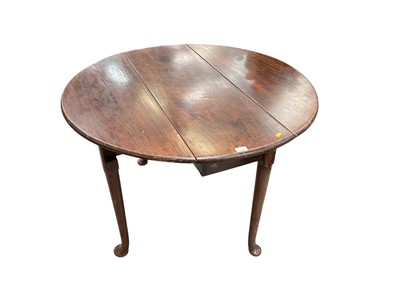 Lot 5329 - Nineteenth century mahogany oval drop leaf dining table, 110cm wide, 71cm high