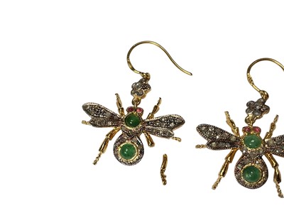 Lot 2 - Pair of Victorian style emerald and diamond bee earrings