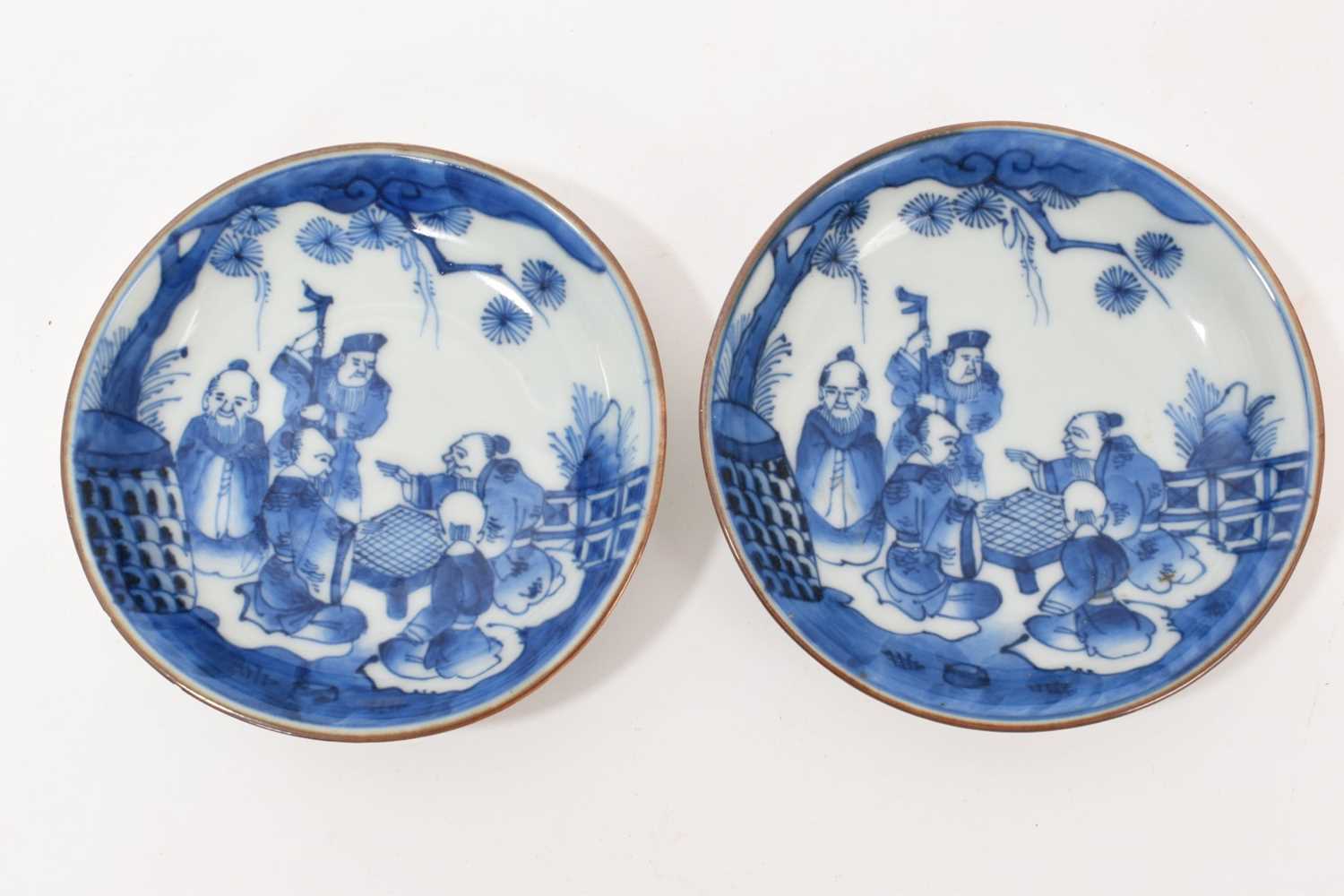Lot 5062 - Pair of Japanese blue and white dishes