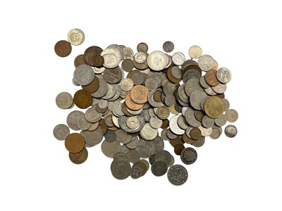 Lot 451 - World - Mixed coinage to include Netherlands .720 silver 2½ Gulden commemorative coins 1970 x 2, 1973 UNC, a Gelderland silver 6 Stuivers (16) 85 VG-AF, a 17th century commemorative medallion Di...