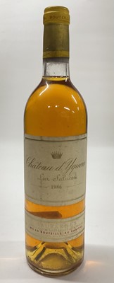 Lot 37 - Chateau d'Yquem 1986 Sauternes, 14%., 750ml., one bottle