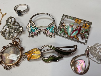 Lot 52 - 1940s silver hinged bangle (Chester 1949), Art Nouveau style silver and enamel brooches, silver gilt tiger's eye pendant on chain, other silver jewellery