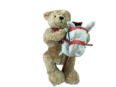 Lot 1856 - Hermann Sonneberg Museums Bear 2001 Hobby Horse bear with certificate. Limited edition 193/200.