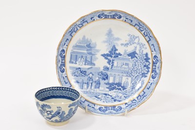 Lot 5036 - Miles Mason blue printed saucer dish, circa 1800-10, and a blue printed tea bowl