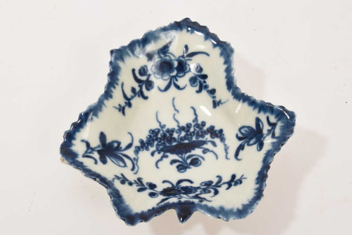 Lot 5030 - Worcester blue and white pickle, circa 1765